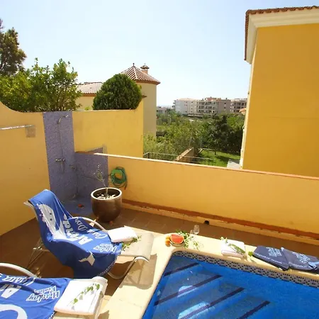 Arenda Tina Holiday home *