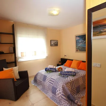 Holiday home Arenda Tina