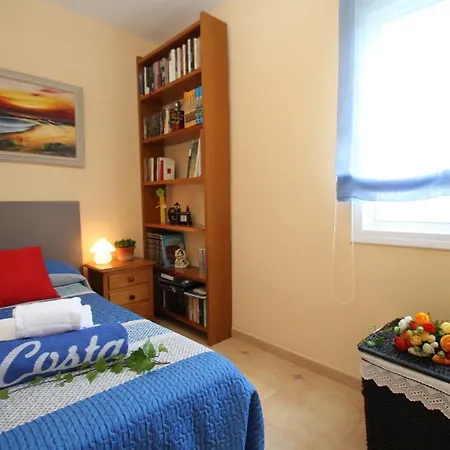 Holiday home Arenda Tina